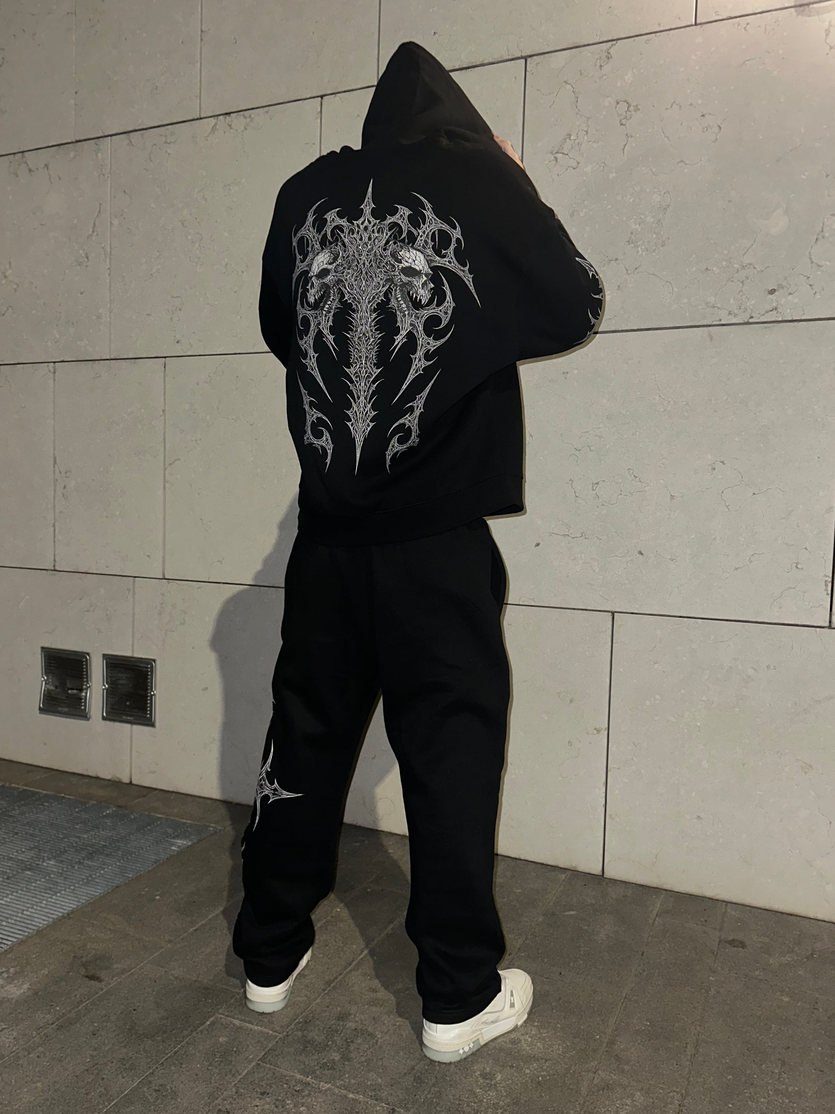 Eternal Nightmare - HOODIE